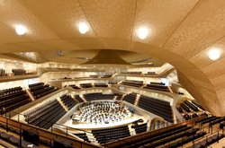 Elbphilharmonie-Hamburg.jpg
